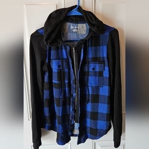 Black and blue plaid hoody. Medium- juniors. EUC.